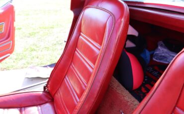 Chevrolet-Corvette-1976-26