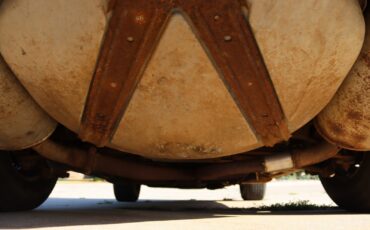 Chevrolet-Corvette-1976-37