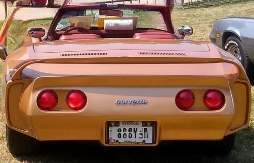 Chevrolet-Corvette-1976-Convertible-1
