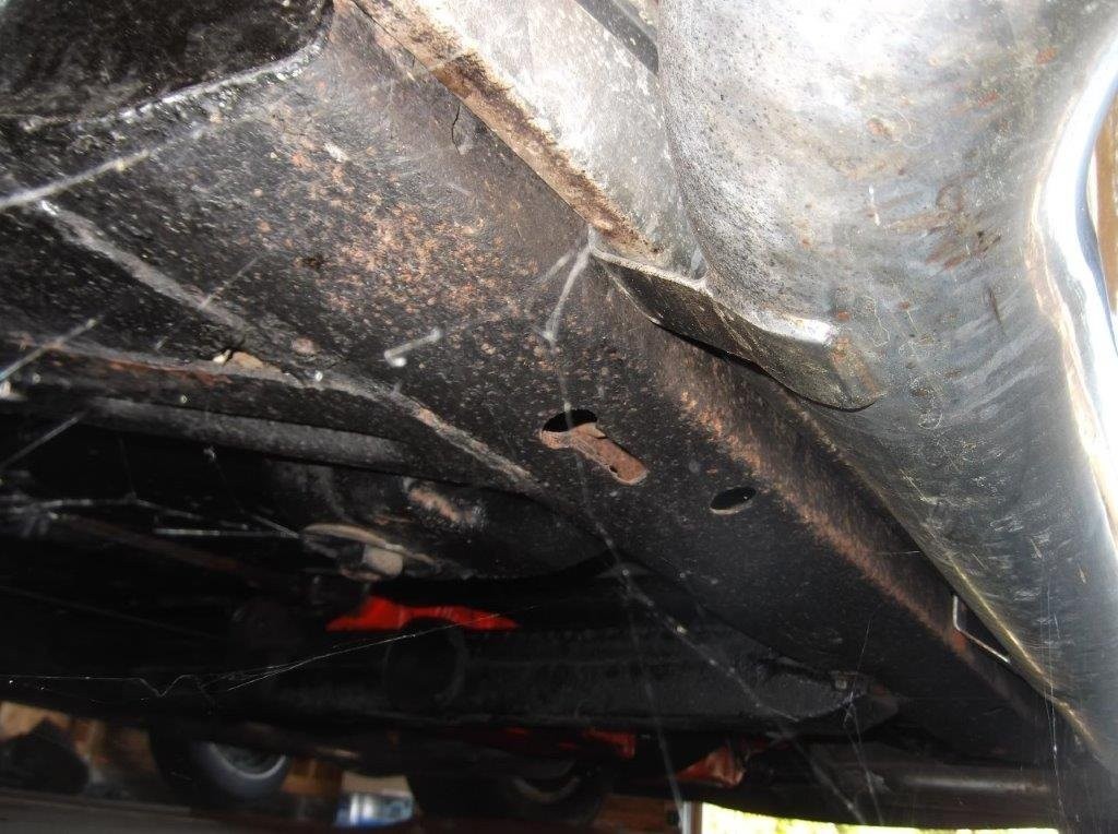 Chevrolet-Corvette-1976-Convertible-12