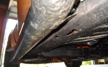 Chevrolet-Corvette-1976-Convertible-13