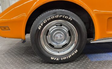 Chevrolet-Corvette-1977-2-Door-20