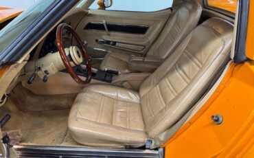 Chevrolet-Corvette-1977-2-Door-27