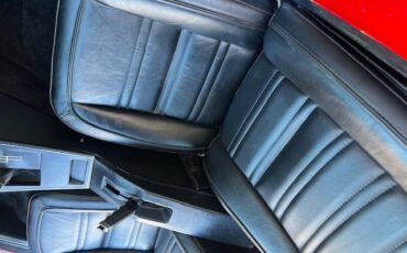 Chevrolet-Corvette-1977-Coupe-16