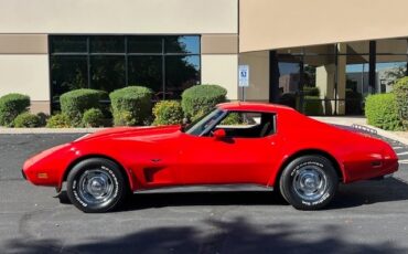 Chevrolet-Corvette-1977-Coupe-28