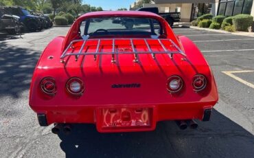 Chevrolet-Corvette-1977-Coupe-4