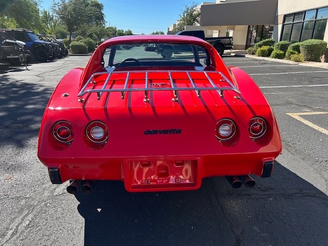 Chevrolet-Corvette-1977-Coupe-4
