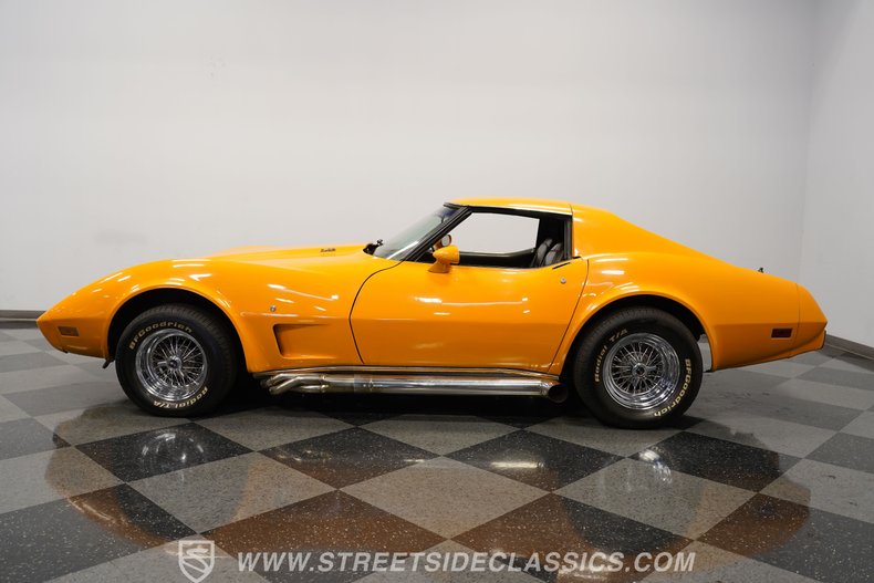 Chevrolet-Corvette-1977-Orange-Brown-10