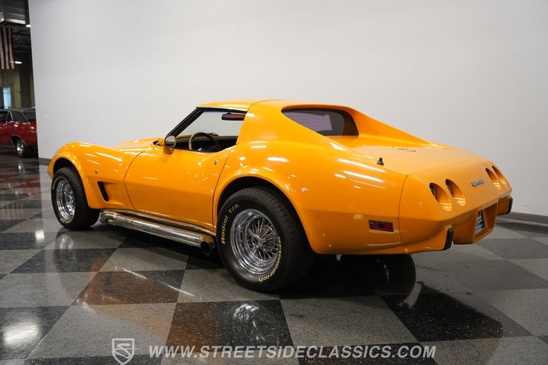 Chevrolet-Corvette-1977-Orange-Brown-12
