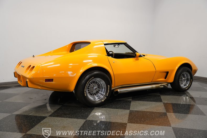 Chevrolet-Corvette-1977-Orange-Brown-16