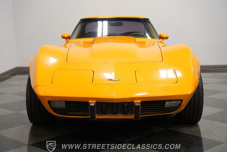Chevrolet-Corvette-1977-Orange-Brown-17