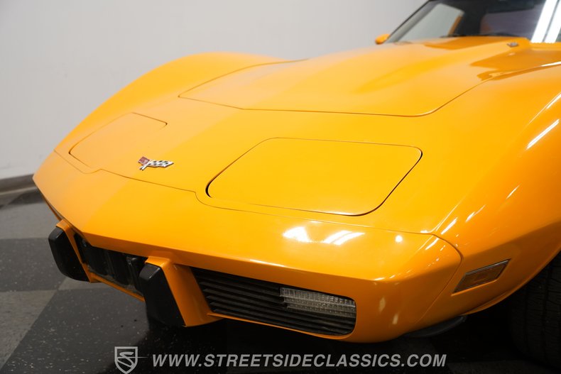 Chevrolet-Corvette-1977-Orange-Brown-19