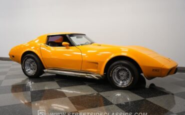 Chevrolet-Corvette-1977-Orange-Brown-2