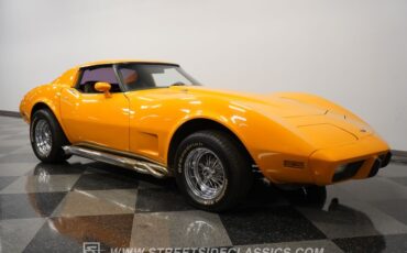 Chevrolet-Corvette-1977-Orange-Brown-3