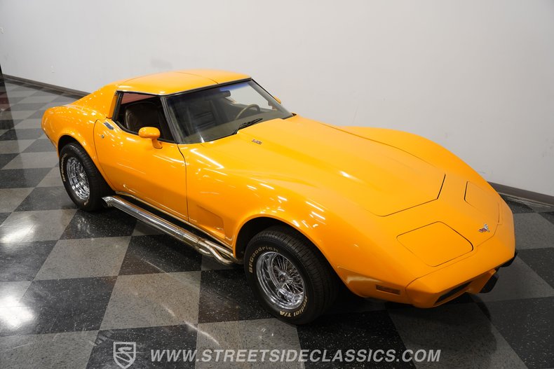 Chevrolet-Corvette-1977-Orange-Brown-30