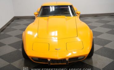 Chevrolet-Corvette-1977-Orange-Brown-31