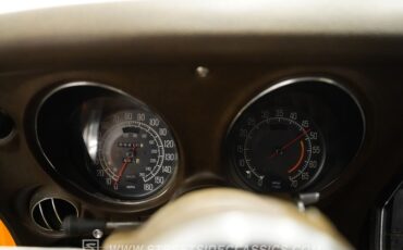 Chevrolet-Corvette-1977-Orange-Brown-40