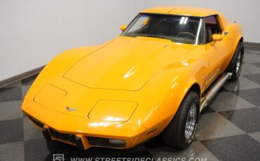 Chevrolet-Corvette-1977-Orange-Brown-44
