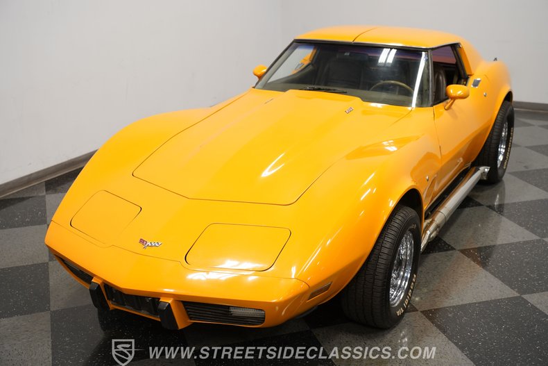Chevrolet-Corvette-1977-Orange-Brown-44