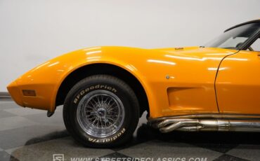 Chevrolet-Corvette-1977-Orange-Brown-46