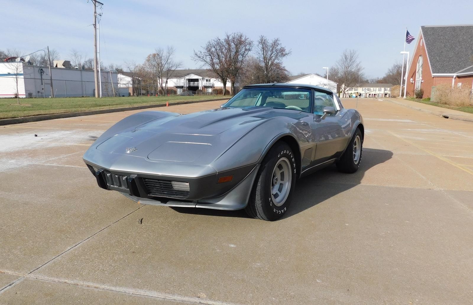 Chevrolet-Corvette-1978-1