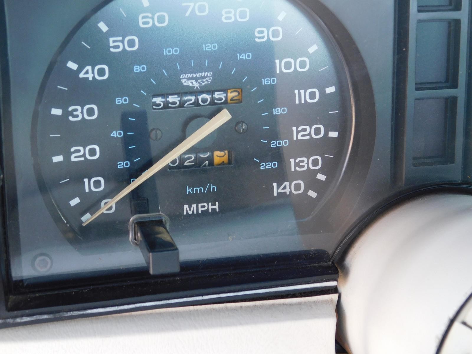 Chevrolet-Corvette-1978-27