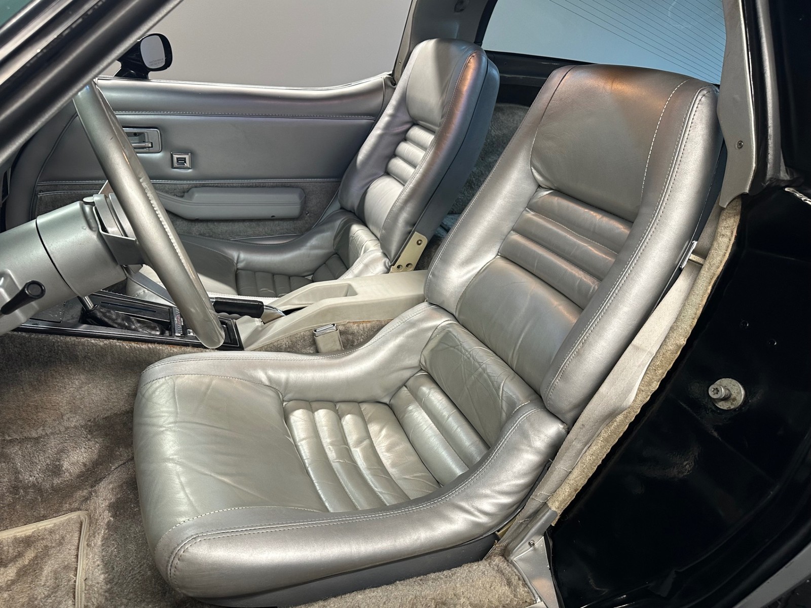 Chevrolet-Corvette-1978-Coupe-12