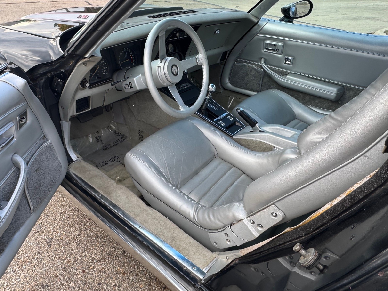 Chevrolet-Corvette-1978-Coupe-14