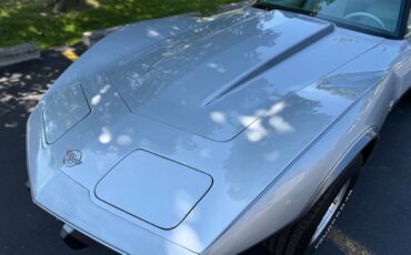 Chevrolet-Corvette-1978-Coupe-15