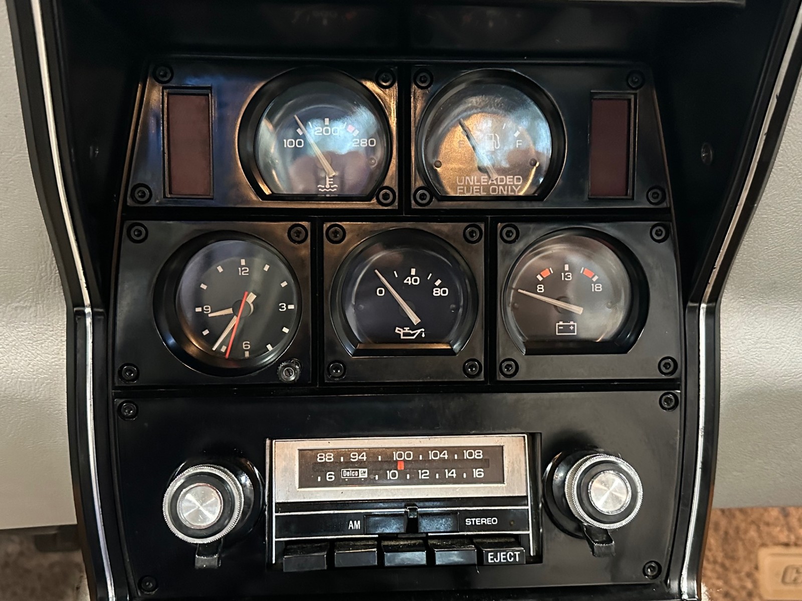 Chevrolet-Corvette-1978-Coupe-18