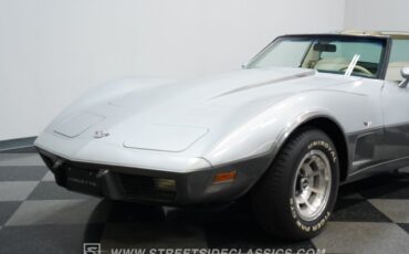 Chevrolet-Corvette-1978-Coupe-18