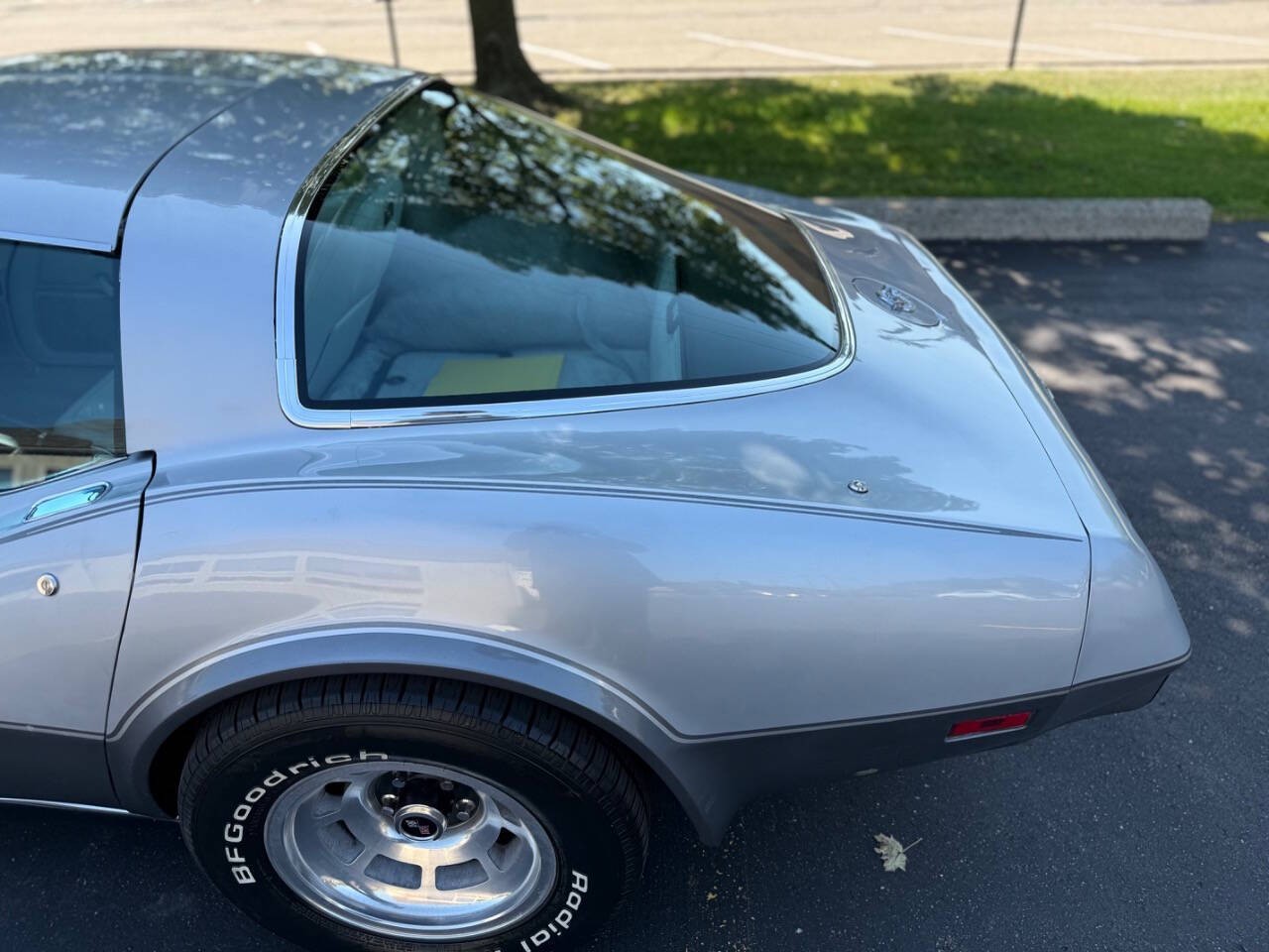 Chevrolet-Corvette-1978-Coupe-18