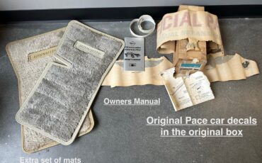 Chevrolet-Corvette-1978-Coupe-23