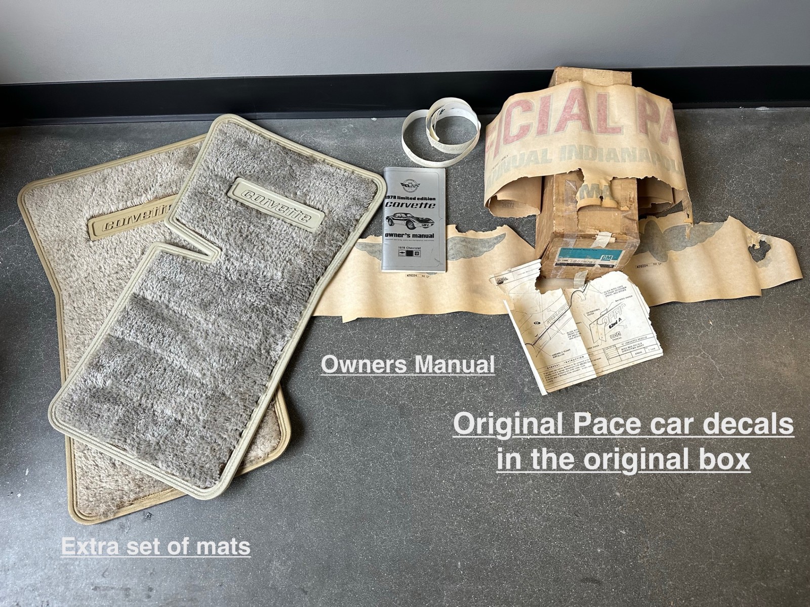 Chevrolet-Corvette-1978-Coupe-23