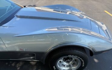 Chevrolet-Corvette-1978-Coupe-24