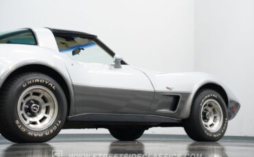 Chevrolet-Corvette-1978-Coupe-26