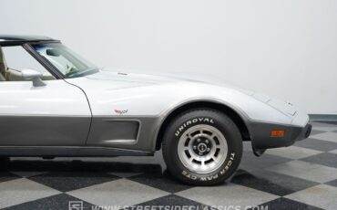 Chevrolet-Corvette-1978-Coupe-28