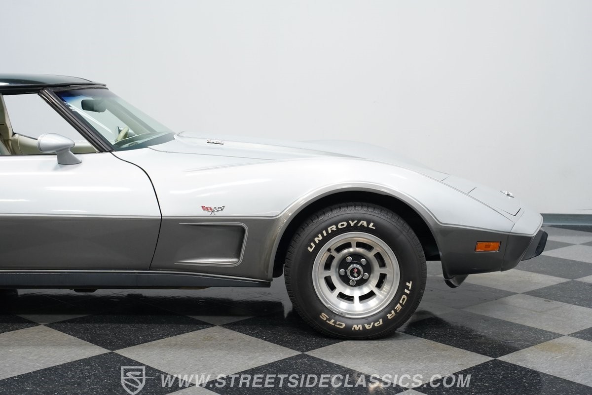 Chevrolet-Corvette-1978-Coupe-28