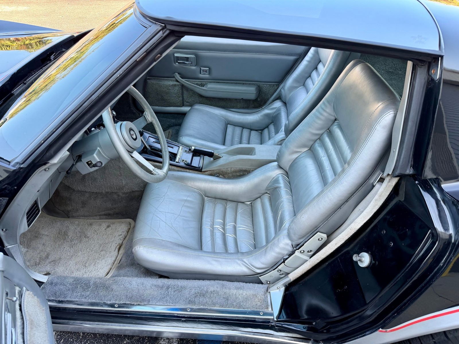 Chevrolet-Corvette-1978-Coupe-3