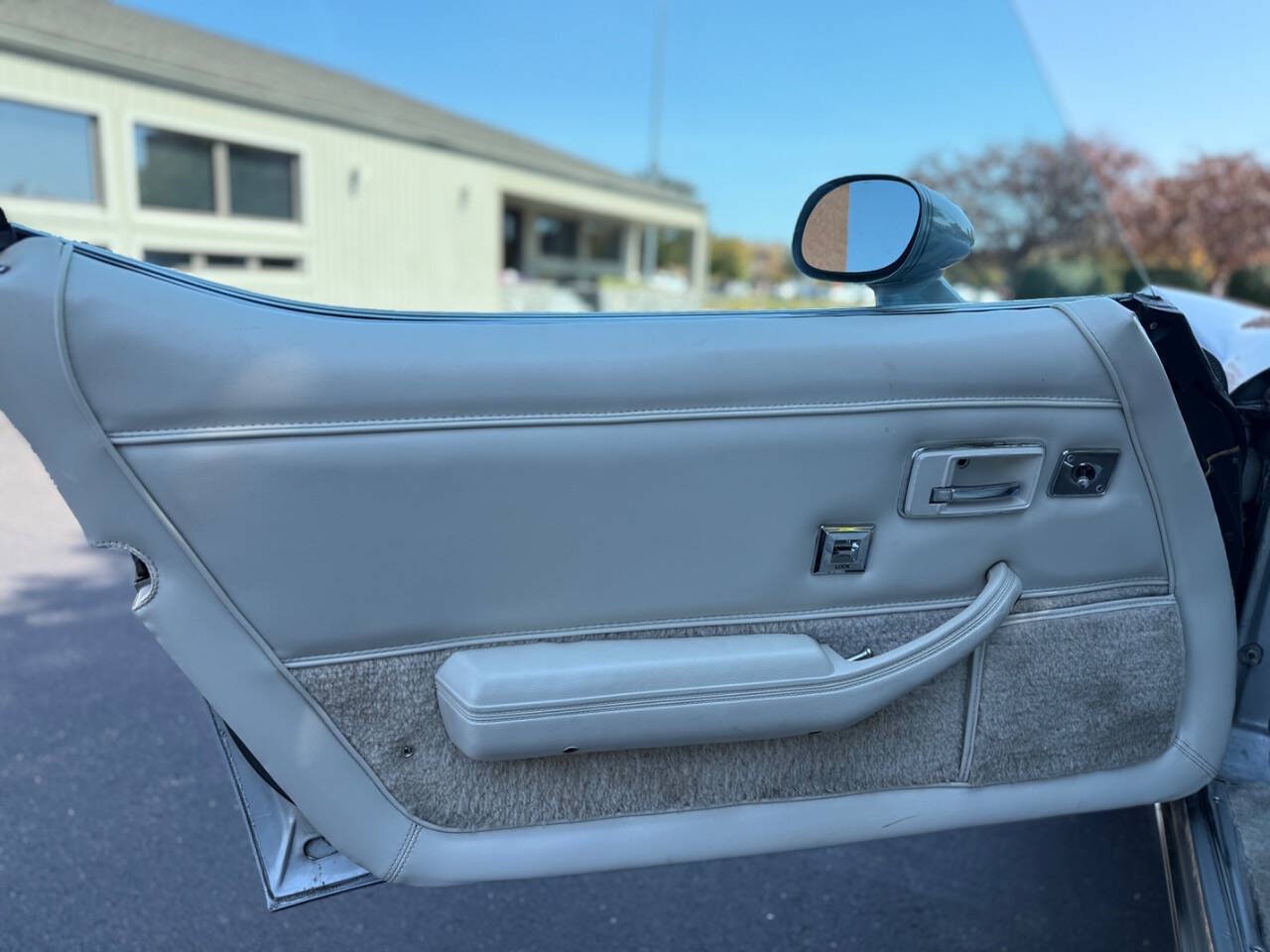 Chevrolet-Corvette-1978-Coupe-33