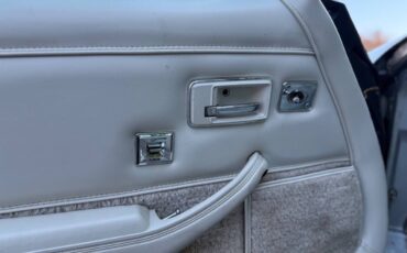 Chevrolet-Corvette-1978-Coupe-34