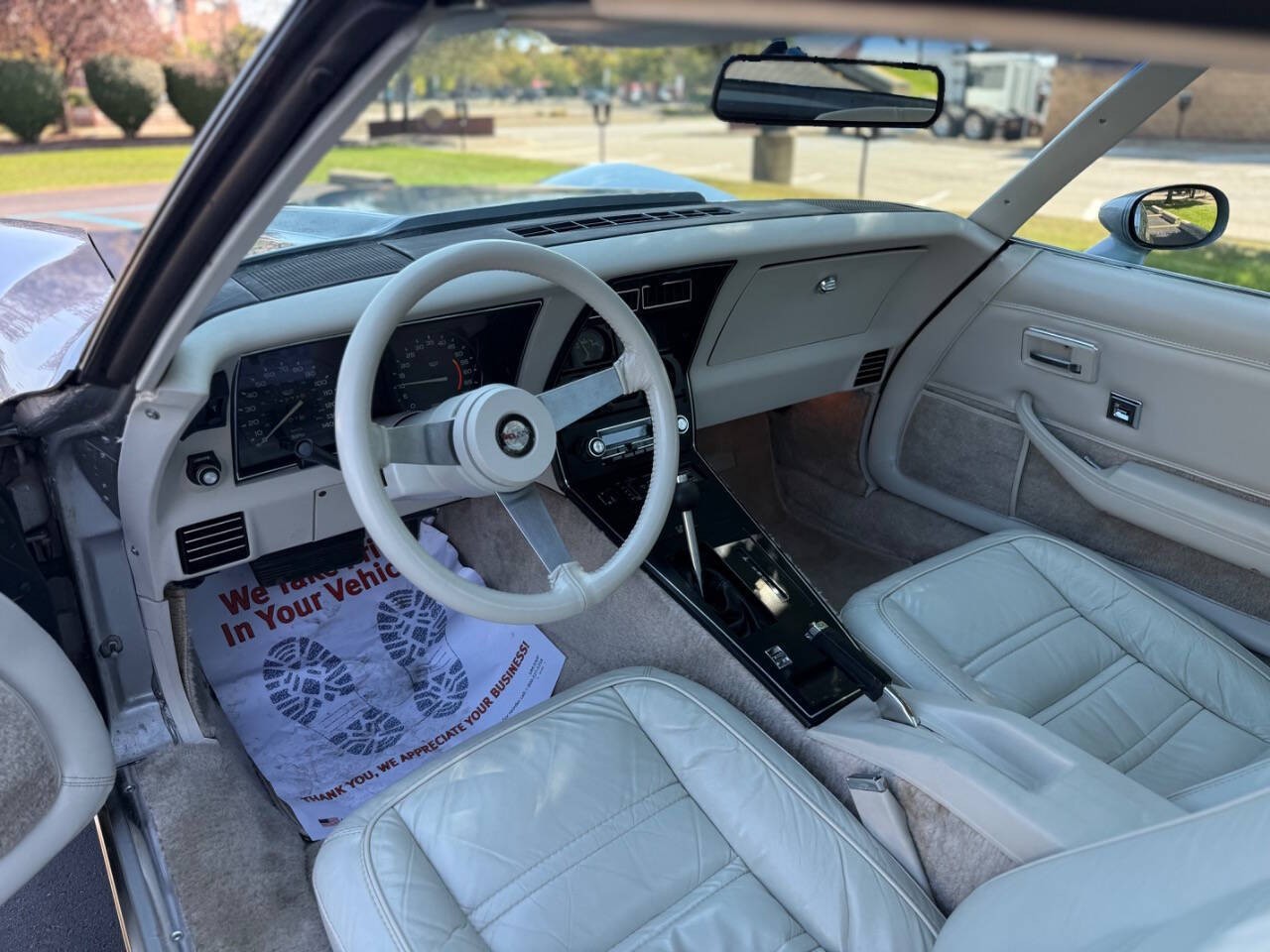 Chevrolet-Corvette-1978-Coupe-35