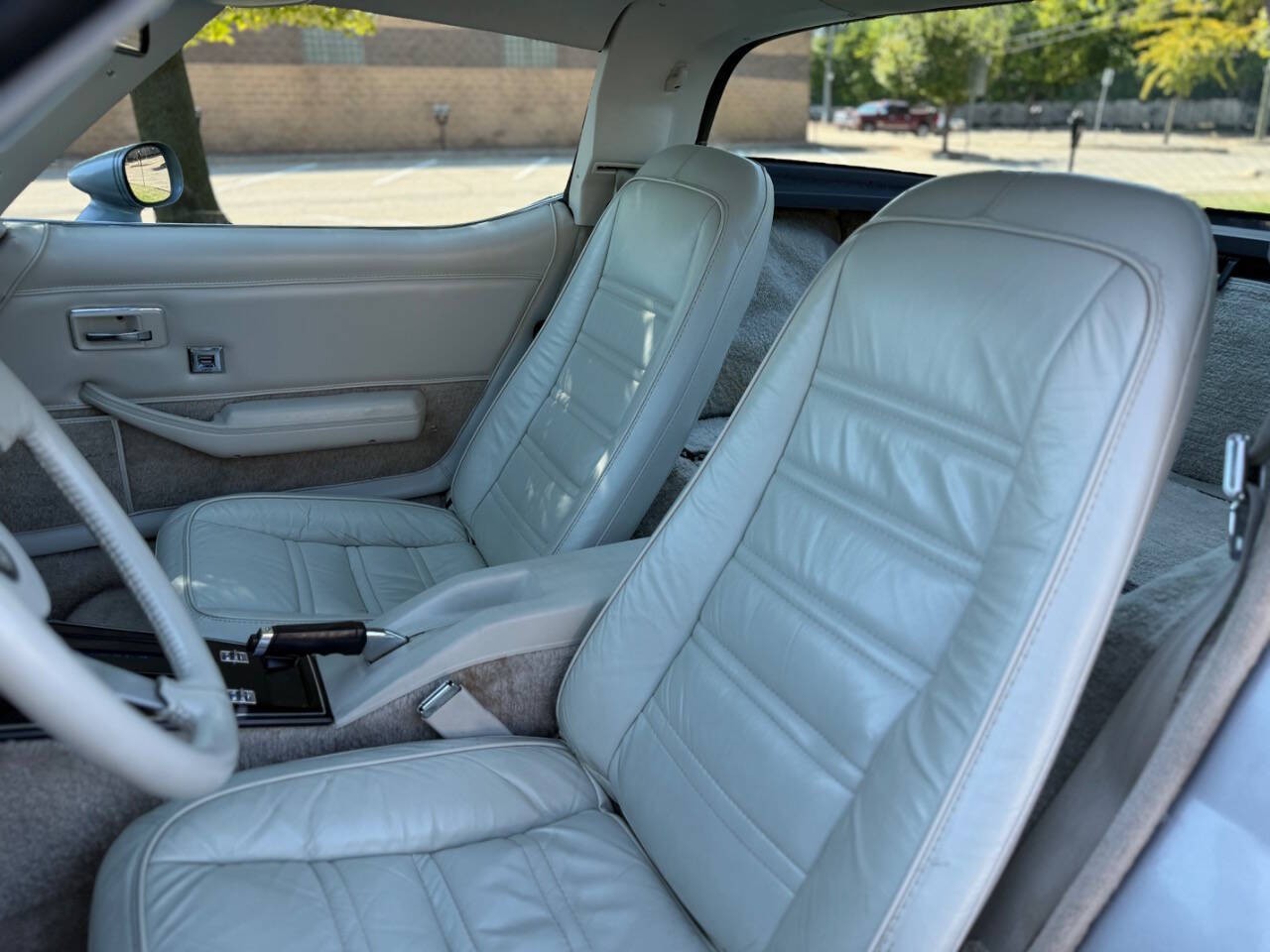 Chevrolet-Corvette-1978-Coupe-38