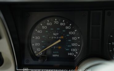 Chevrolet-Corvette-1978-Coupe-39