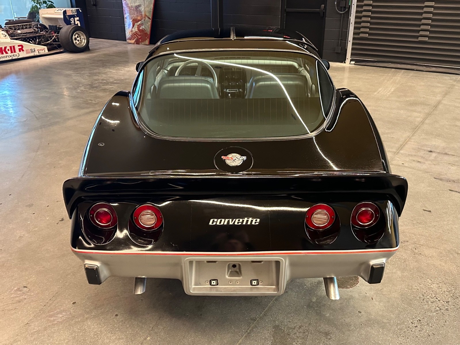 Chevrolet-Corvette-1978-Coupe-4