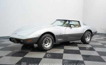 Chevrolet-Corvette-1978-Coupe-5