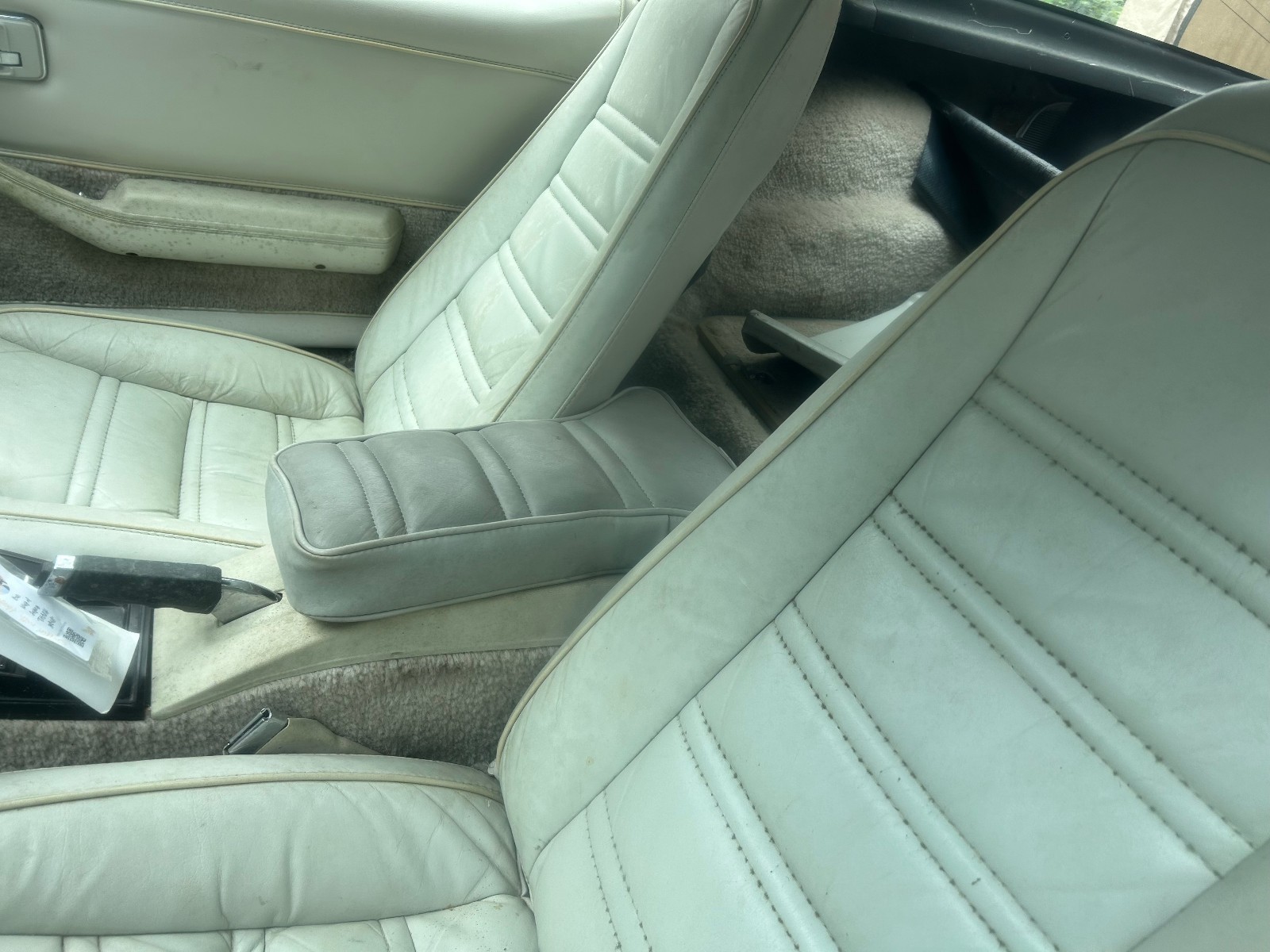 Chevrolet-Corvette-1978-Coupe-5