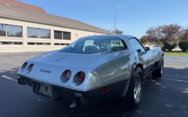 Chevrolet-Corvette-1978-Coupe-6