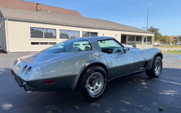 Chevrolet-Corvette-1978-Coupe-7