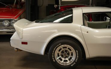 Chevrolet-Corvette-1979-2-Door-Coupe-1